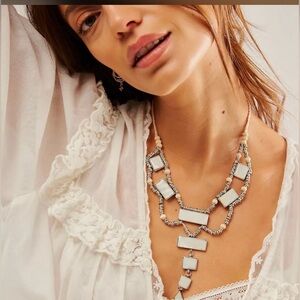 Free People Lately Necklace (Silver / Mother Of Pearl)